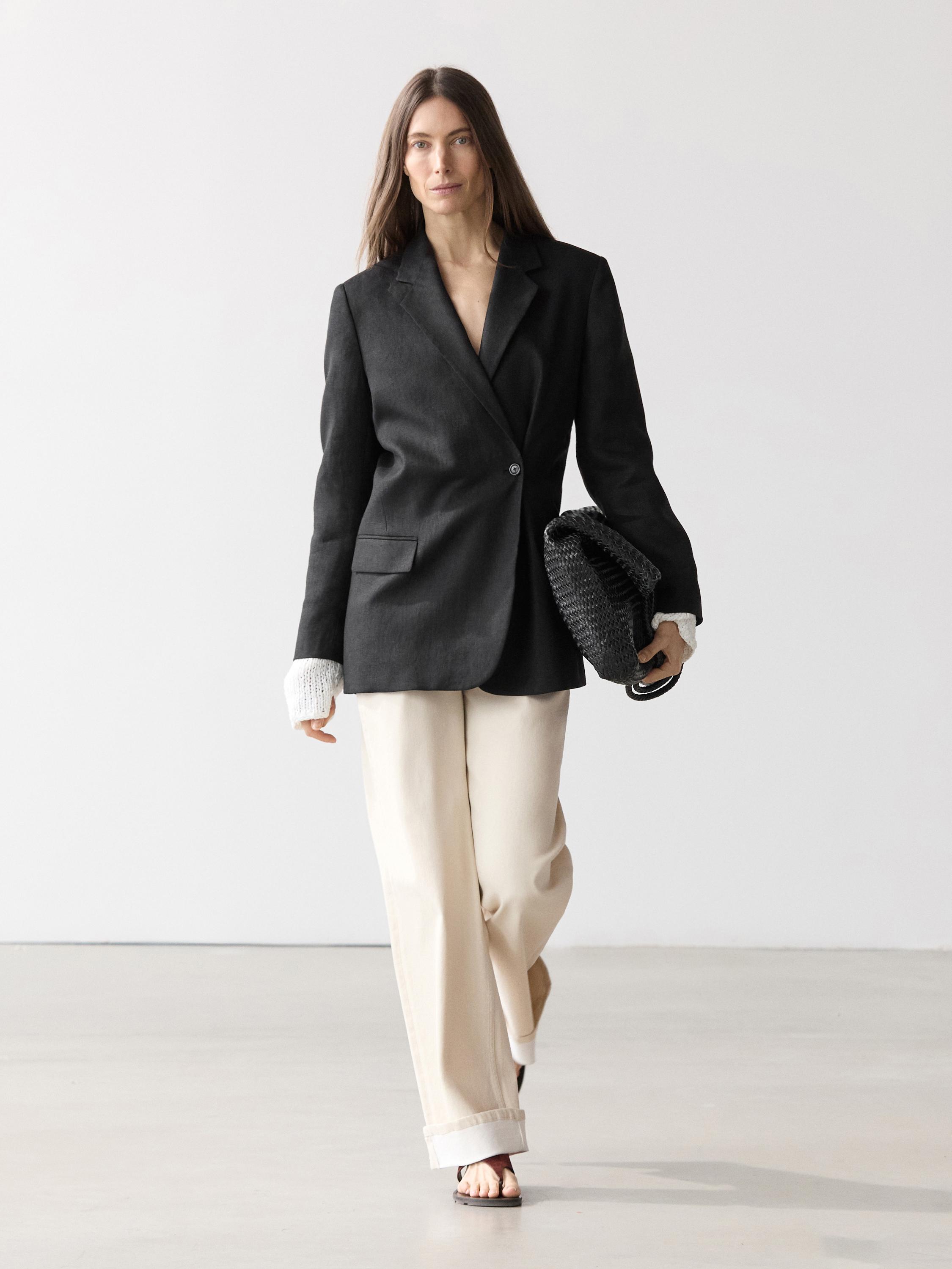 100% linen double-breasted blazer